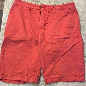 Calvin Klein Coral Flat Front Shorts Size 32